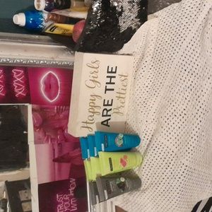 Freeman face mask in a tube